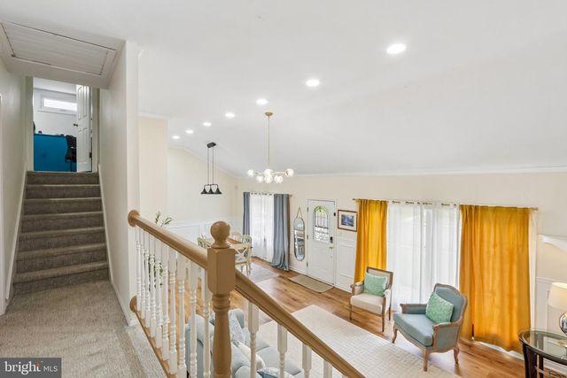 865 WORTHINGTON DR, Warminster, PA 18974