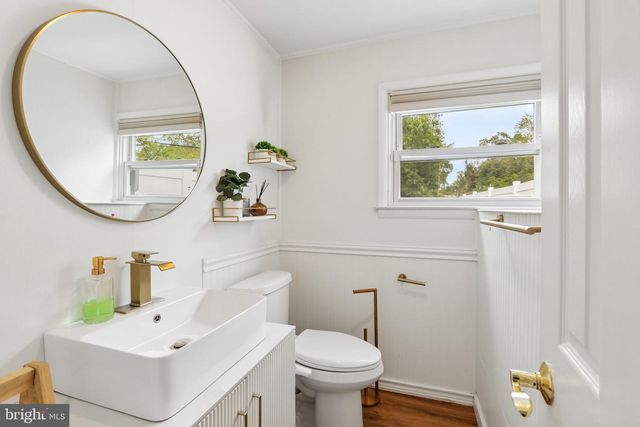 865 WORTHINGTON DR, Warminster, PA 18974