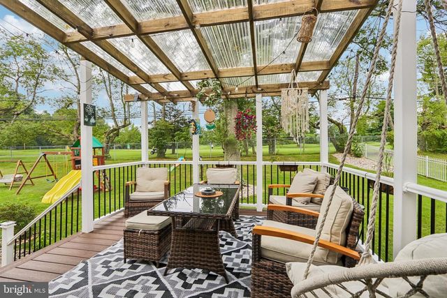865 WORTHINGTON DR, Warminster, PA 18974