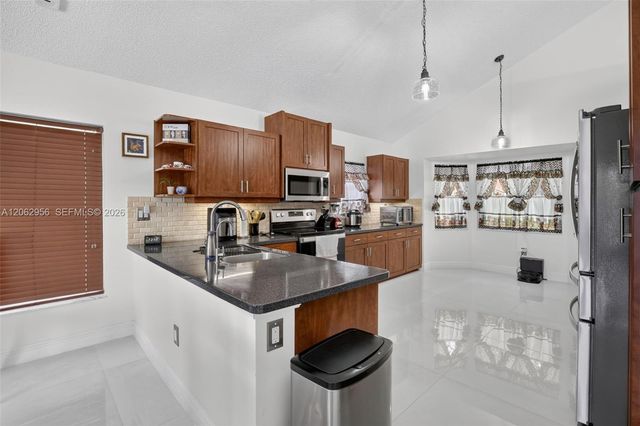 13020 SW 17th Court, Miramar, FL 33027