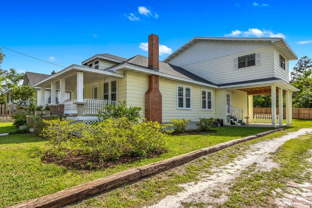 453 Bell Avenue, Brooksville, FL 34601