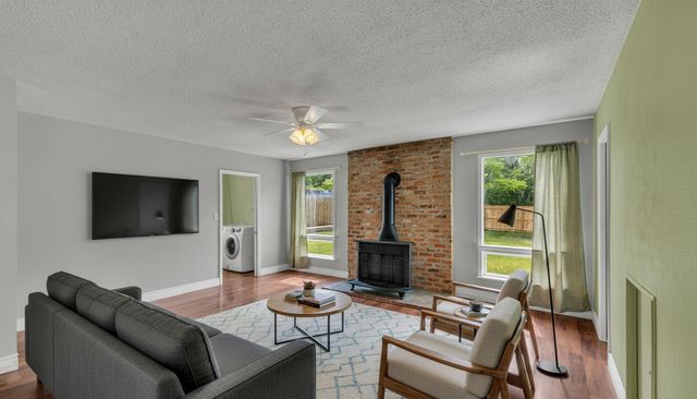 453 Bell Avenue, Brooksville, FL 34601