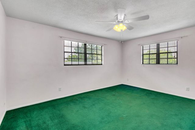 453 Bell Avenue, Brooksville, FL 34601