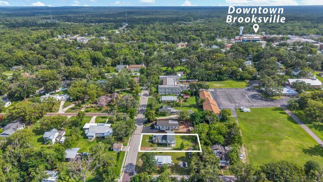 453 Bell Avenue, Brooksville, FL 34601