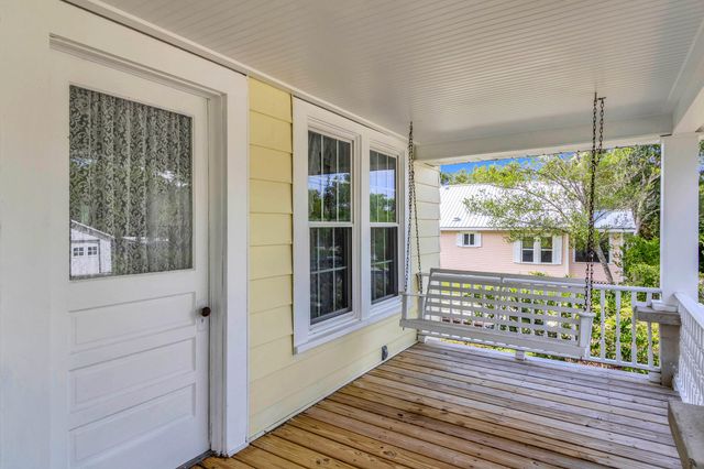 453 Bell Avenue, Brooksville, FL 34601