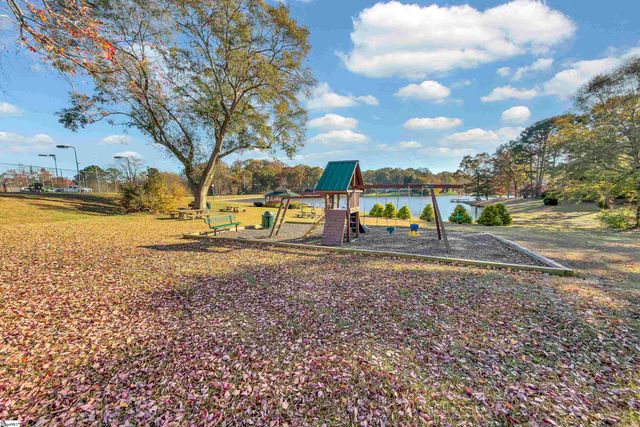 140 Vista Drive, Moore, SC 29369