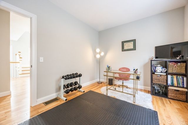 35 Pouts Lane 35, Uxbridge, MA 01569