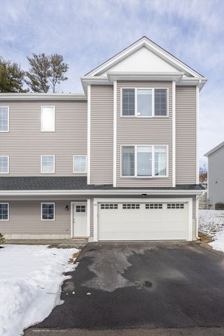 35 Pouts Lane 35, Uxbridge, MA 01569