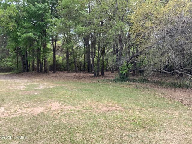 41 Pearl Harbor Lane, St. Helena Island, SC 29920