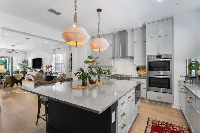 4216 Elevator DR 43, Austin, TX 78731