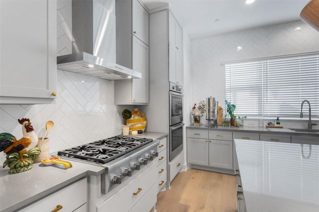 4216 Elevator DR 43, Austin, TX 78731