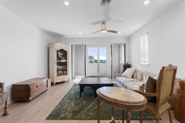 4216 Elevator DR 43, Austin, TX 78731