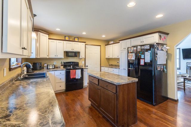 12711 Edgewater Road NW, Bemidji, MN 56601