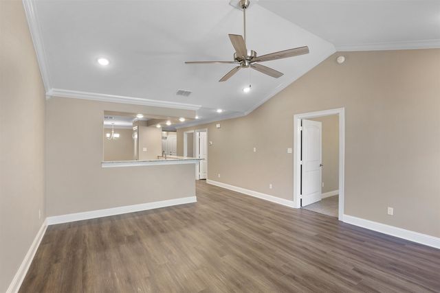 1617 Big Bend Dr, Longview, TX 75605