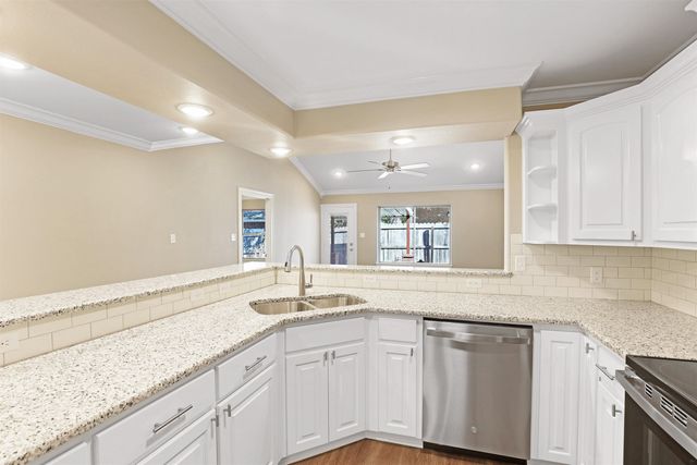 1617 Big Bend Dr, Longview, TX 75605