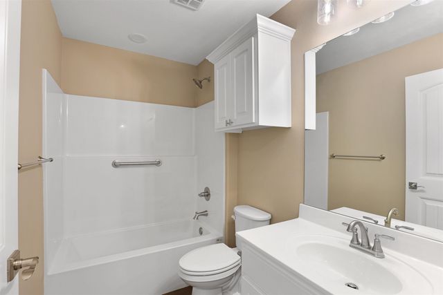 1617 Big Bend Dr, Longview, TX 75605