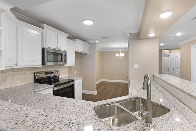 1617 Big Bend Dr, Longview, TX 75605