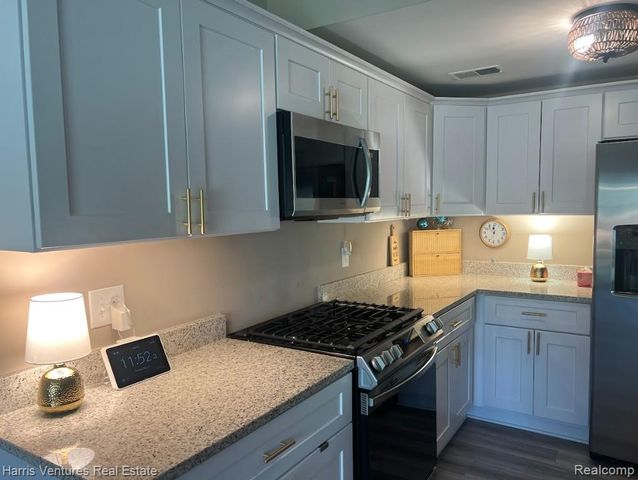 16605 Savor Lane, Clinton Township, MI 48035