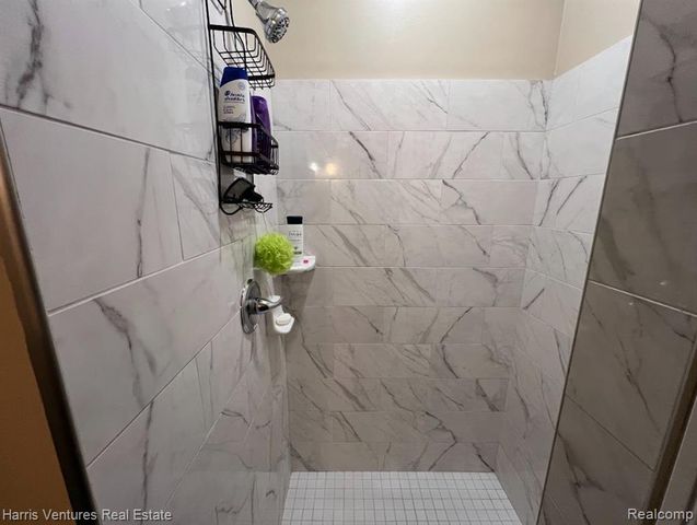 16605 Savor Lane, Clinton Township, MI 48035