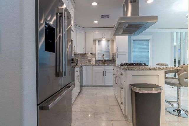 1801 Rosenberg HOUSE, Galveston, TX 77550