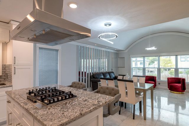 1801 Rosenberg HOUSE, Galveston, TX 77550