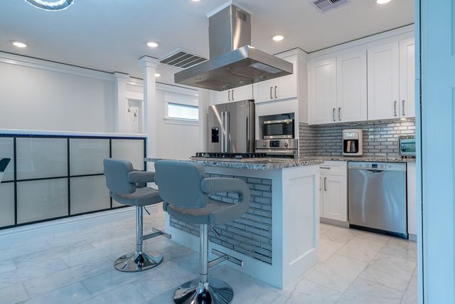 1801 Rosenberg HOUSE, Galveston, TX 77550