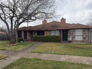 2701 Stanford Street B, Rowlett, TX 75088