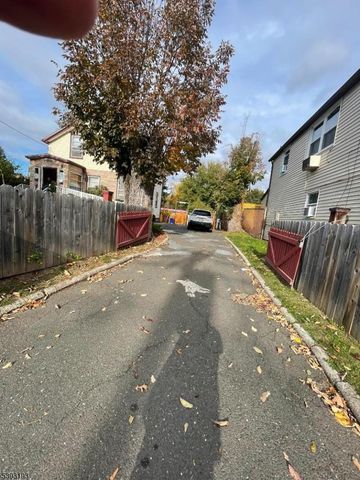 15 Washington St, West Orange Twp., NJ 07052