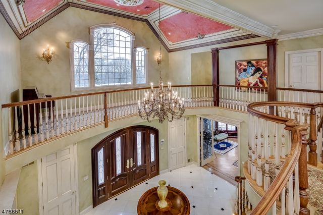 5 Queens Ct, Mendham Twp., NJ 07960