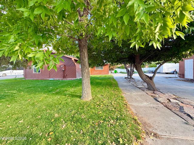 308 E 2nd Street, Battle Mountain, NV 89820