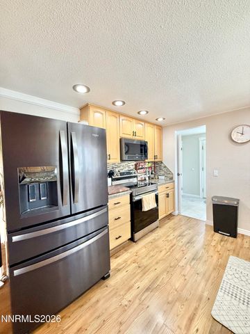 308 E 2nd Street, Battle Mountain, NV 89820