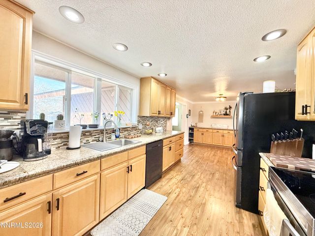 308 E 2nd Street, Battle Mountain, NV 89820