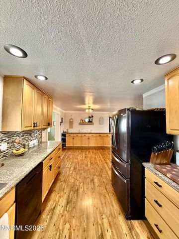 308 E 2nd Street, Battle Mountain, NV 89820