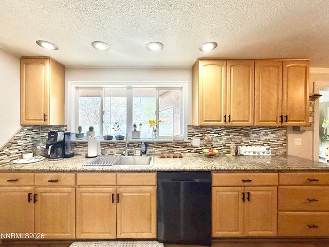 308 E 2nd Street, Battle Mountain, NV 89820