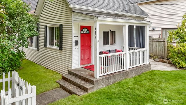 715 S Oakes Street, Tacoma, WA 98405