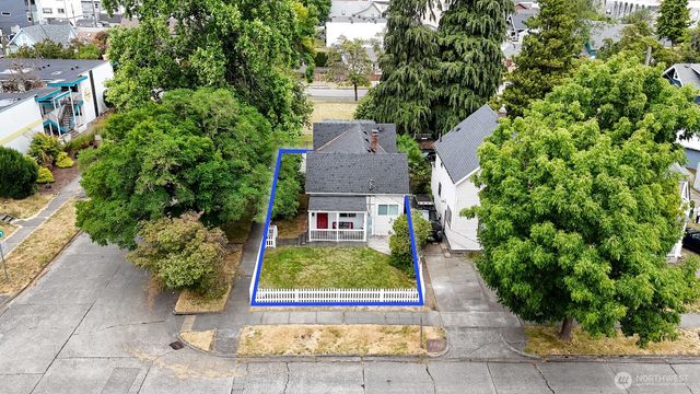 715 S Oakes Street, Tacoma, WA 98405