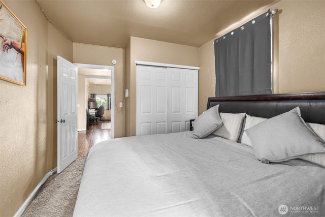 715 S Oakes Street, Tacoma, WA 98405
