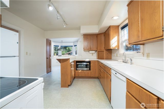 2119 N Union Avenue, Tacoma, WA 98406