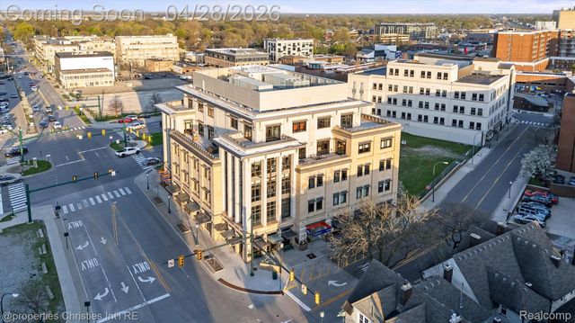 34977 Woodward Avenue 450, Birmingham, MI 48009