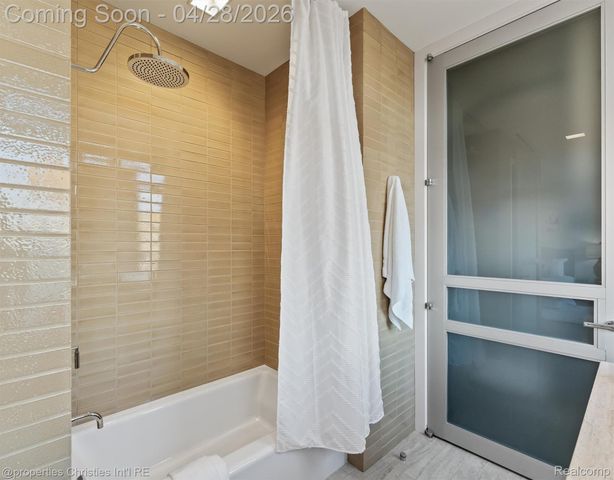 34977 Woodward Avenue 450, Birmingham, MI 48009
