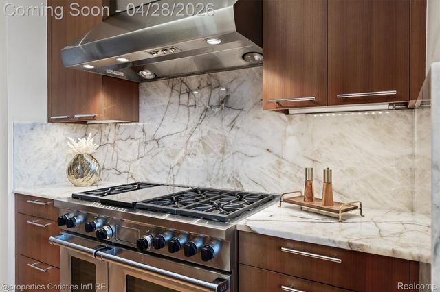34977 Woodward Avenue 450, Birmingham, MI 48009