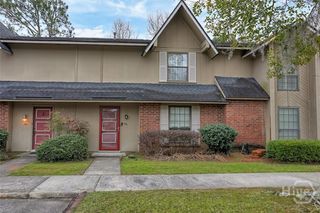 459 Mall 68, Savannah, GA 31406