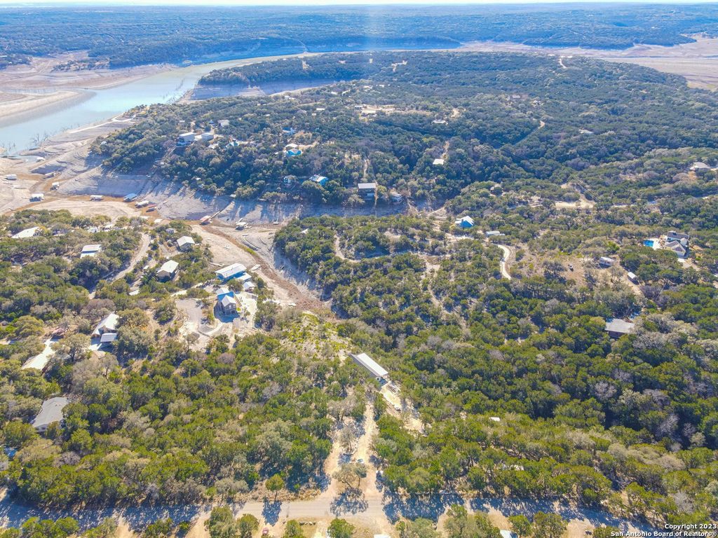 0 HILL TOP LN, Lakehills, TX 78063