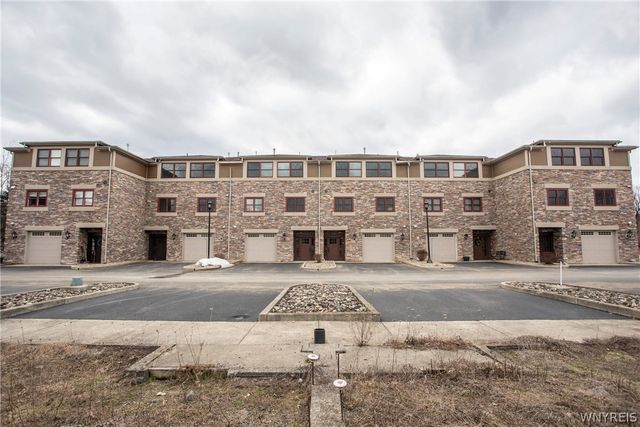 25 Ellicottvillas, Ellicottville, NY 14731