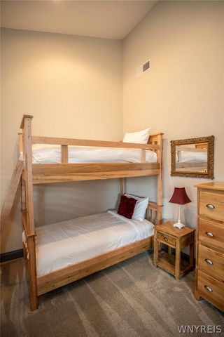 25 Ellicottvillas, Ellicottville, NY 14731