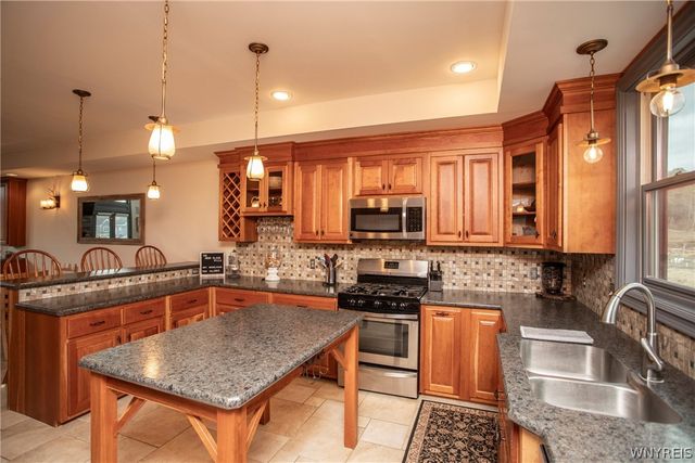 25 Ellicottvillas, Ellicottville, NY 14731