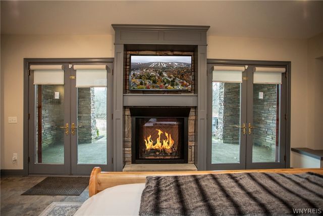 25 Ellicottvillas, Ellicottville, NY 14731