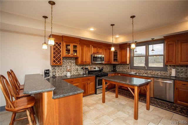 25 Ellicottvillas, Ellicottville, NY 14731