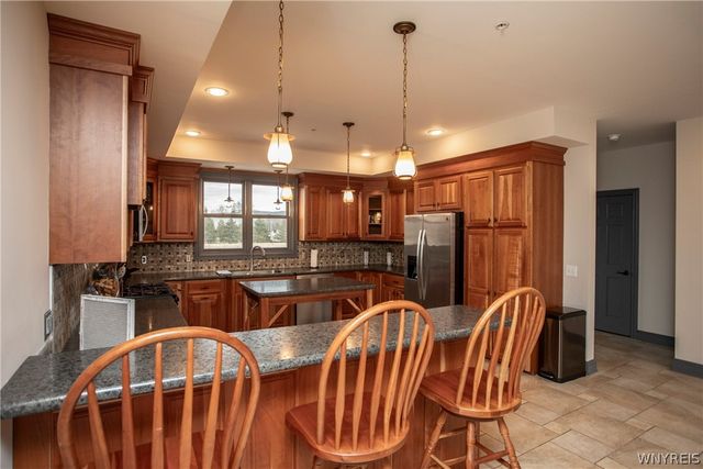 25 Ellicottvillas, Ellicottville, NY 14731