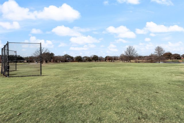 2404 Wilkes Drive, Colleyville, TX 76034